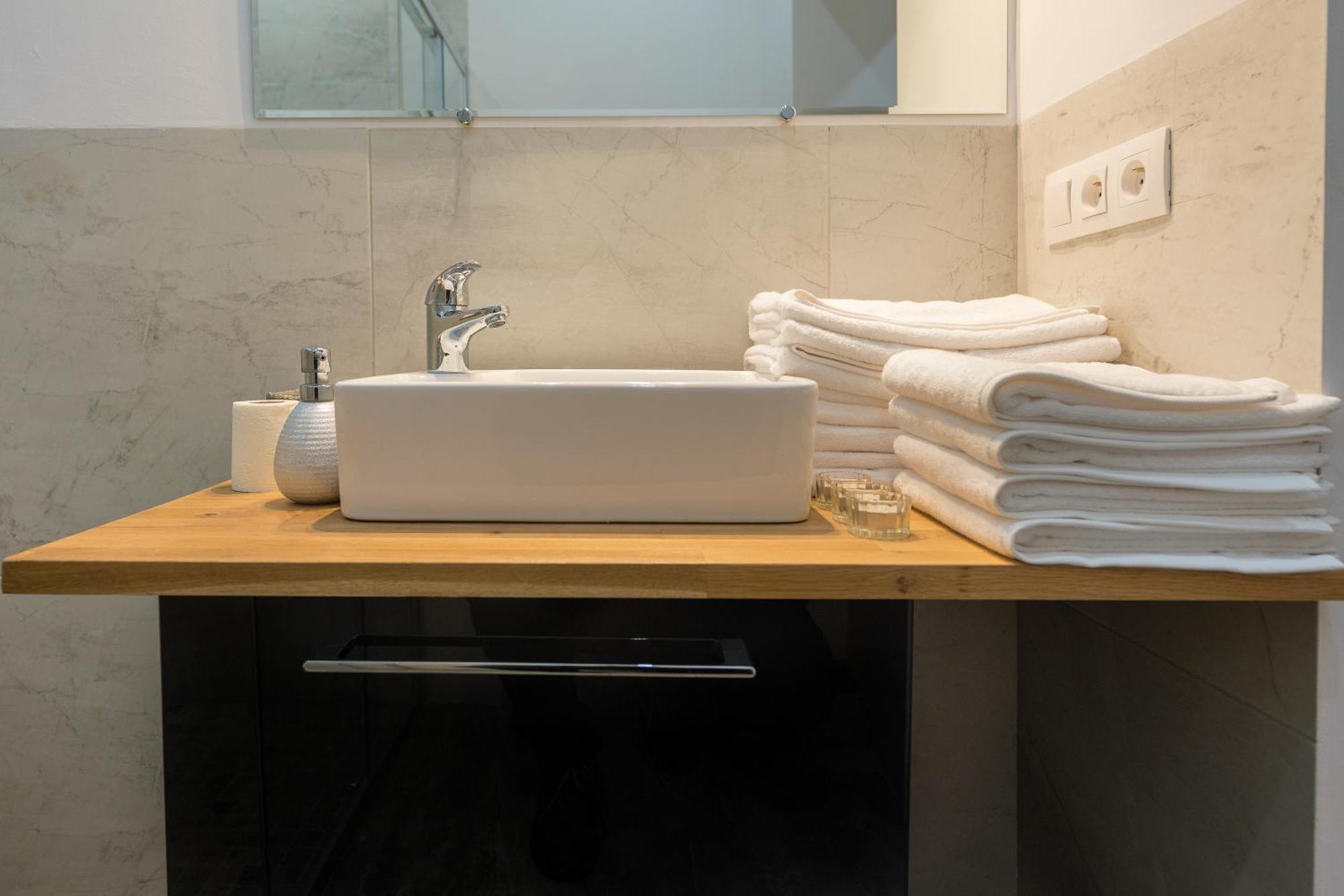 Provenir Home Strzelecka 25 Poznań Esterno foto